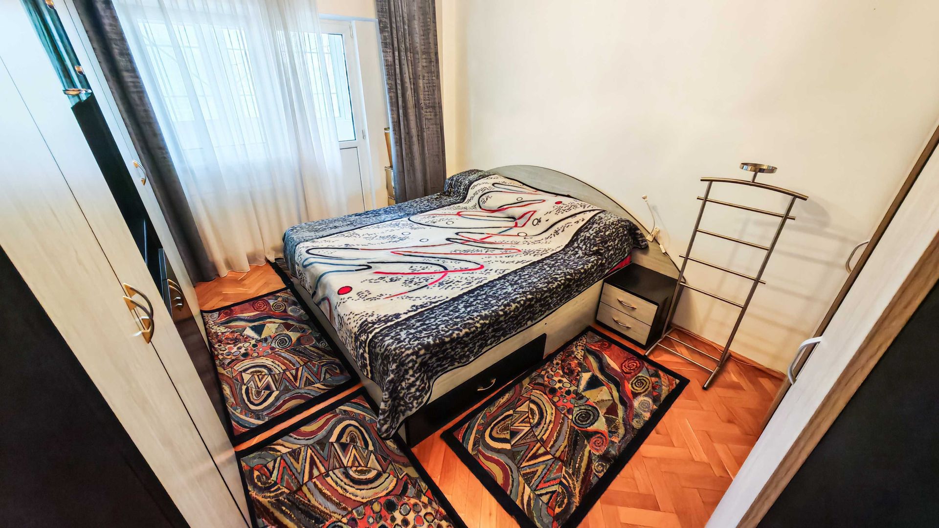 Apartament 3 camere, 76mp, 2 balcoane, 2 bai, bloc '81 – Dristor - Poză 8