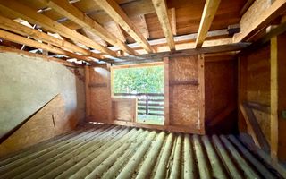 Casa cu 500mp teren, pozitie buna, centrala, utilitati - Poză 9