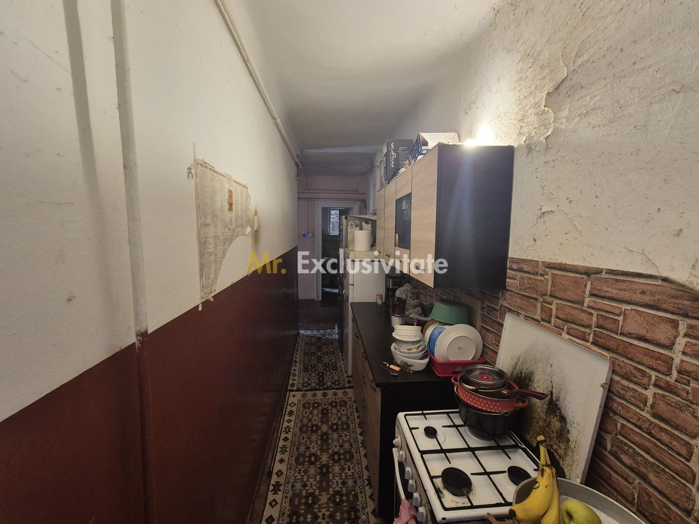 Apartament cu potențial situat pe strada Amzei. - Poză 14