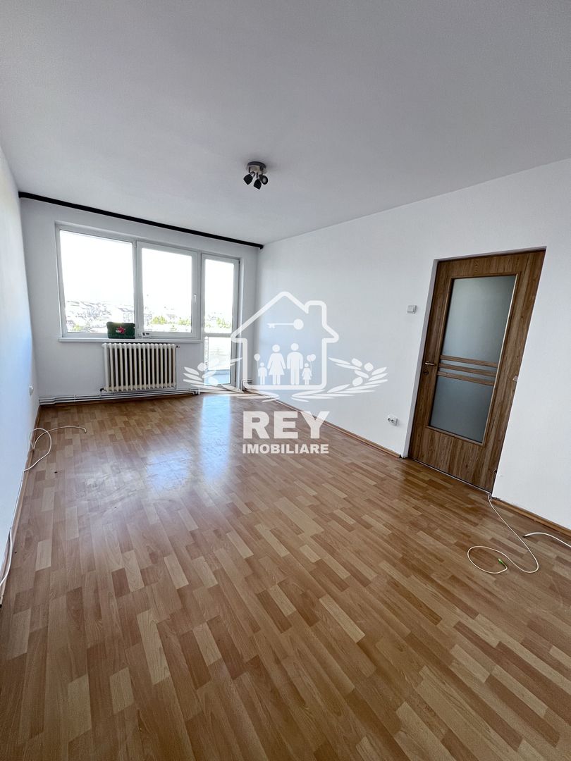 Apartament 2 camere,bloc cu lift, Str. Oștirii/Mihai Viteazul/N.Iorga - Poză 1