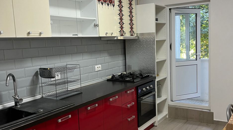 Apartament 3 camere, decomandat, et2- Centru Palas - Poză 7