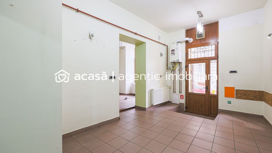 Spațiu comercial strada Episcopiei nr 1, Pregătit pt afacerea ta! - Poză 1