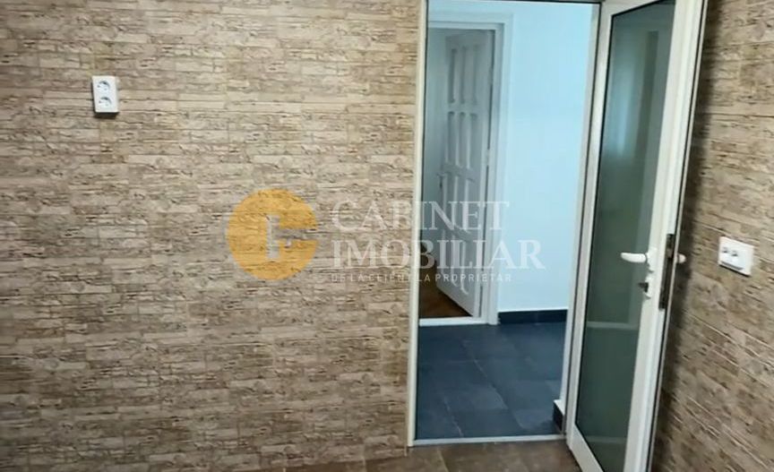 Nicolina 1 - 3 camere decomandat - 2 bai - etaj 3/8 - boxa - Poză 9