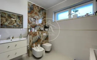 Casa de vanzare cu 10 camere in Santandrei, Bihor - Poză 30