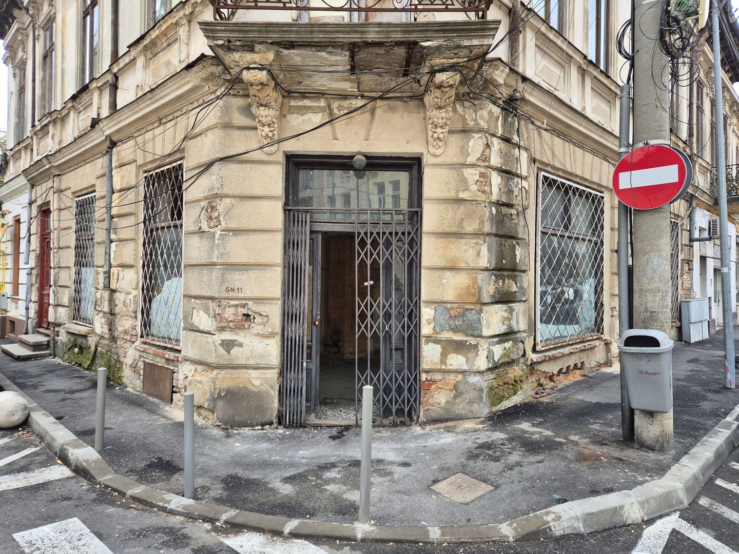 Spatiu comercial P+S - 206,28 mp - Unirii - Poză 2