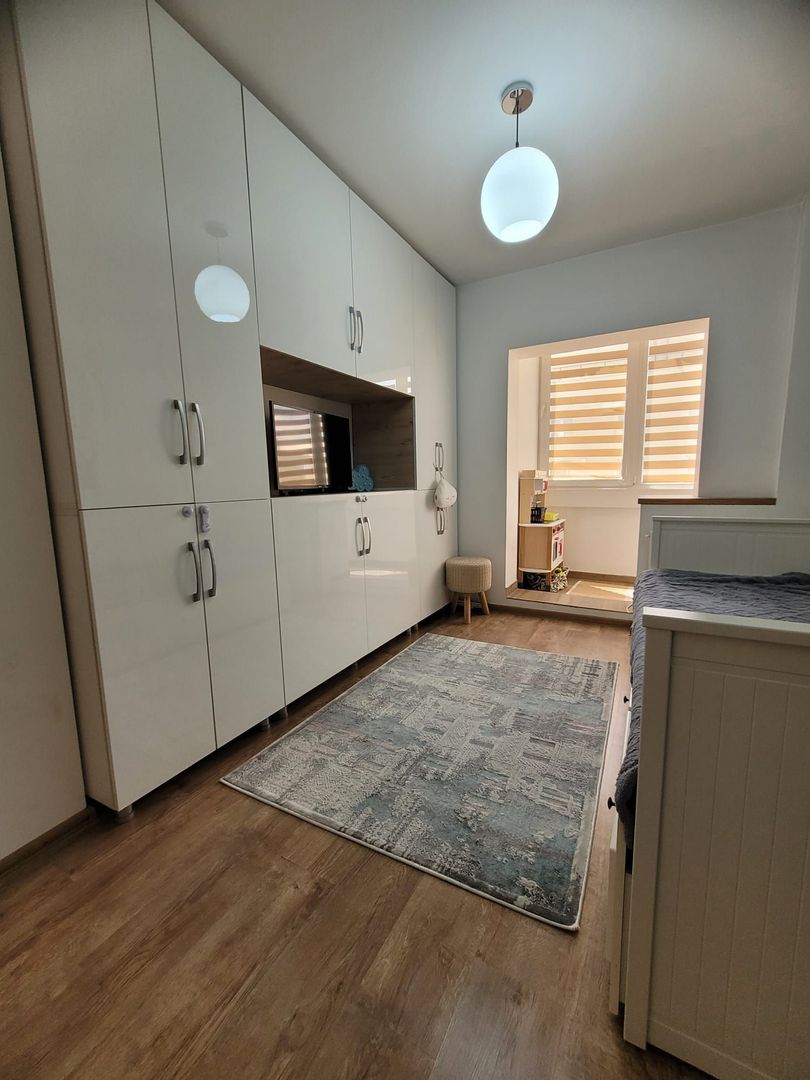 Apartament 2 camere complet renovat,piata Veteranilor,bloc1981 - Poză 8