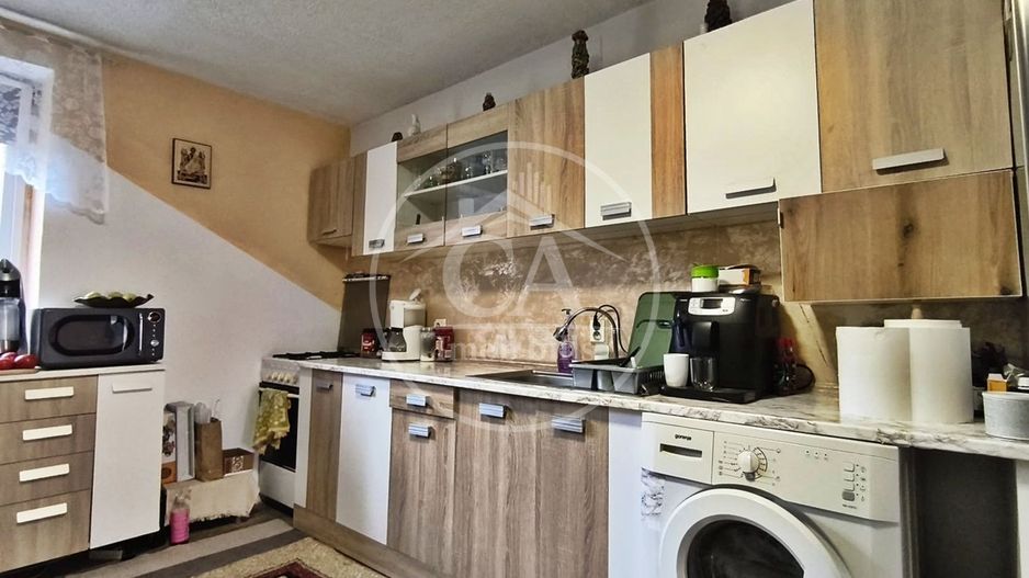 Apartament cu 2 camera la curte comuna de vanzare Central, Oradea - Poză 4