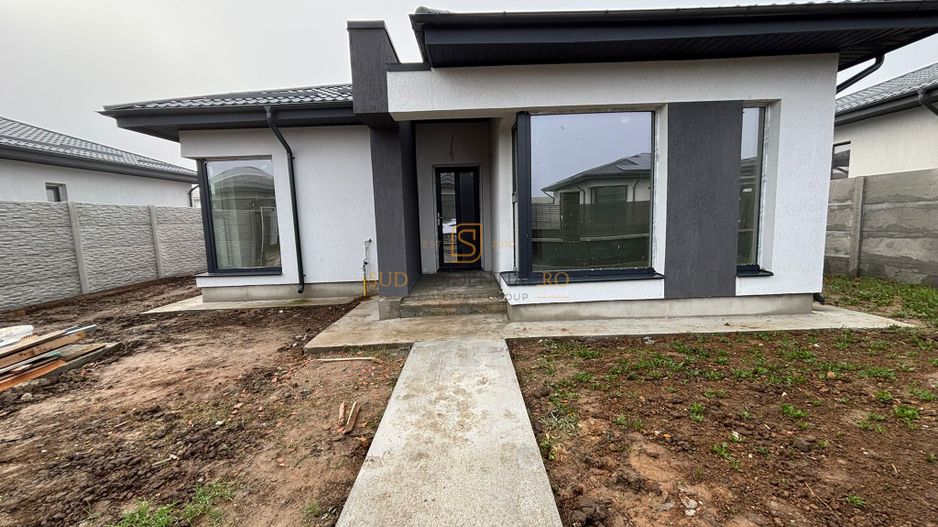 Casa individuala parter, 3 camere, disponibila imediat, teren 370 mp - Poză 4