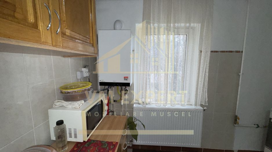 APARTAMENT 2 CAMERE ETAJ 2 CAMPULUNG VIȘOI - Poză 18