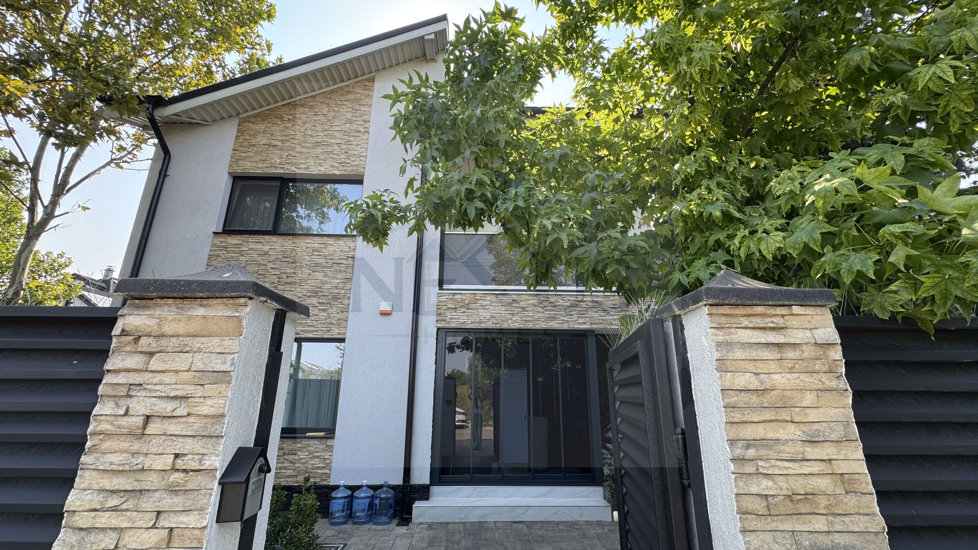 Eleganta si Rafinament| Vila de lux |6 Camere | Piscină | 650 mp Teren - Poză 14