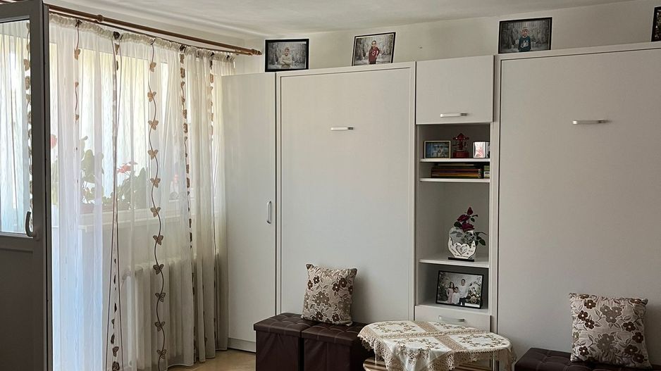 Apartament cu 2 camere de vanzare in Alba Iulia - Poză 1
