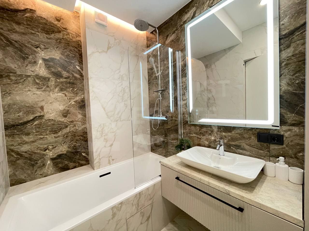 Chirie, apartament, 2 camere, bd. Ştefan cel Mare şi Sfînt, Centru - Poză 11