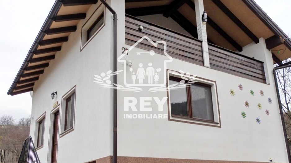 Casa de vacanta / Pensiune de vânzare la 12km de Sibiu - Poză 15