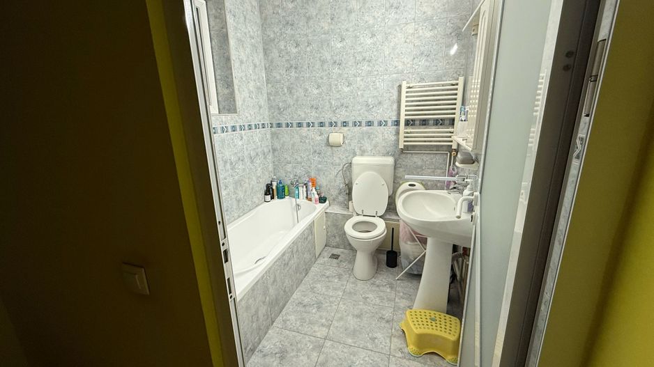 Casa de inchiriat - 4 camere COLENTINA-MALL VERANDA  - curte libera 60 mp. - Poză 11