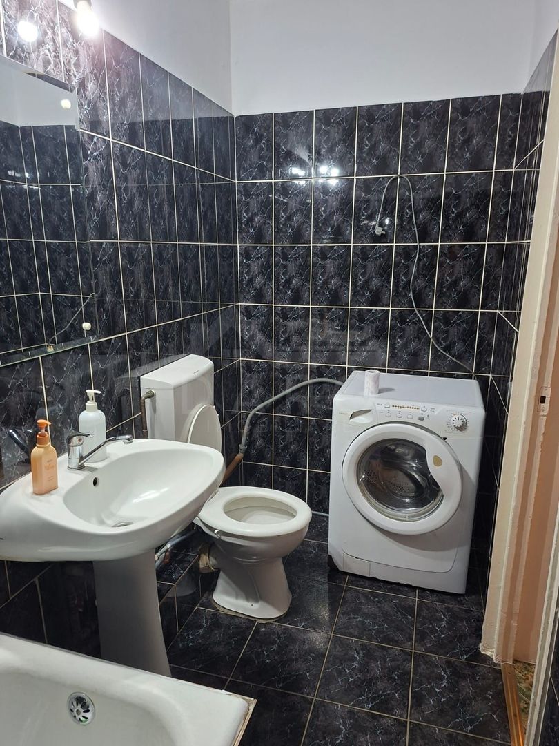 Dau in chirie apartament 2 camere, cartier Tudor - Poză 8