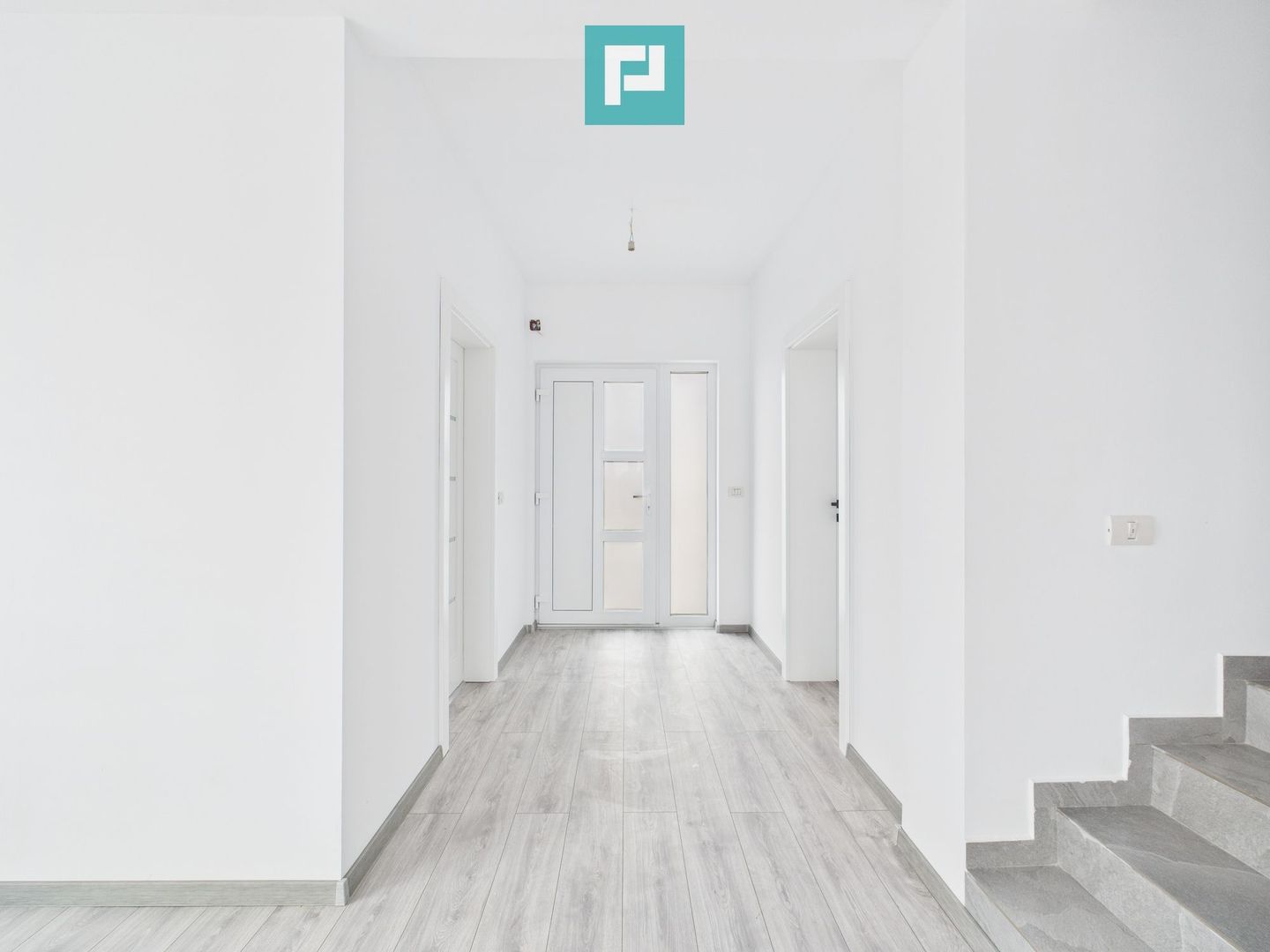 Duplex cu 3 camere și curte generoasă în Pișchia - Poză 3