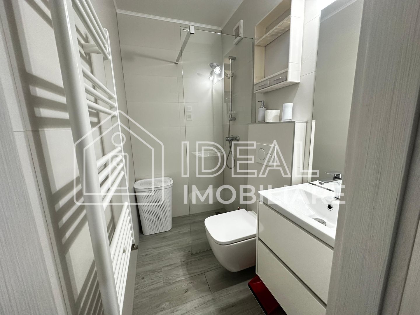 Apartament cu 3 camere de închiriat zona Mihai Viteazul - Poză 7
