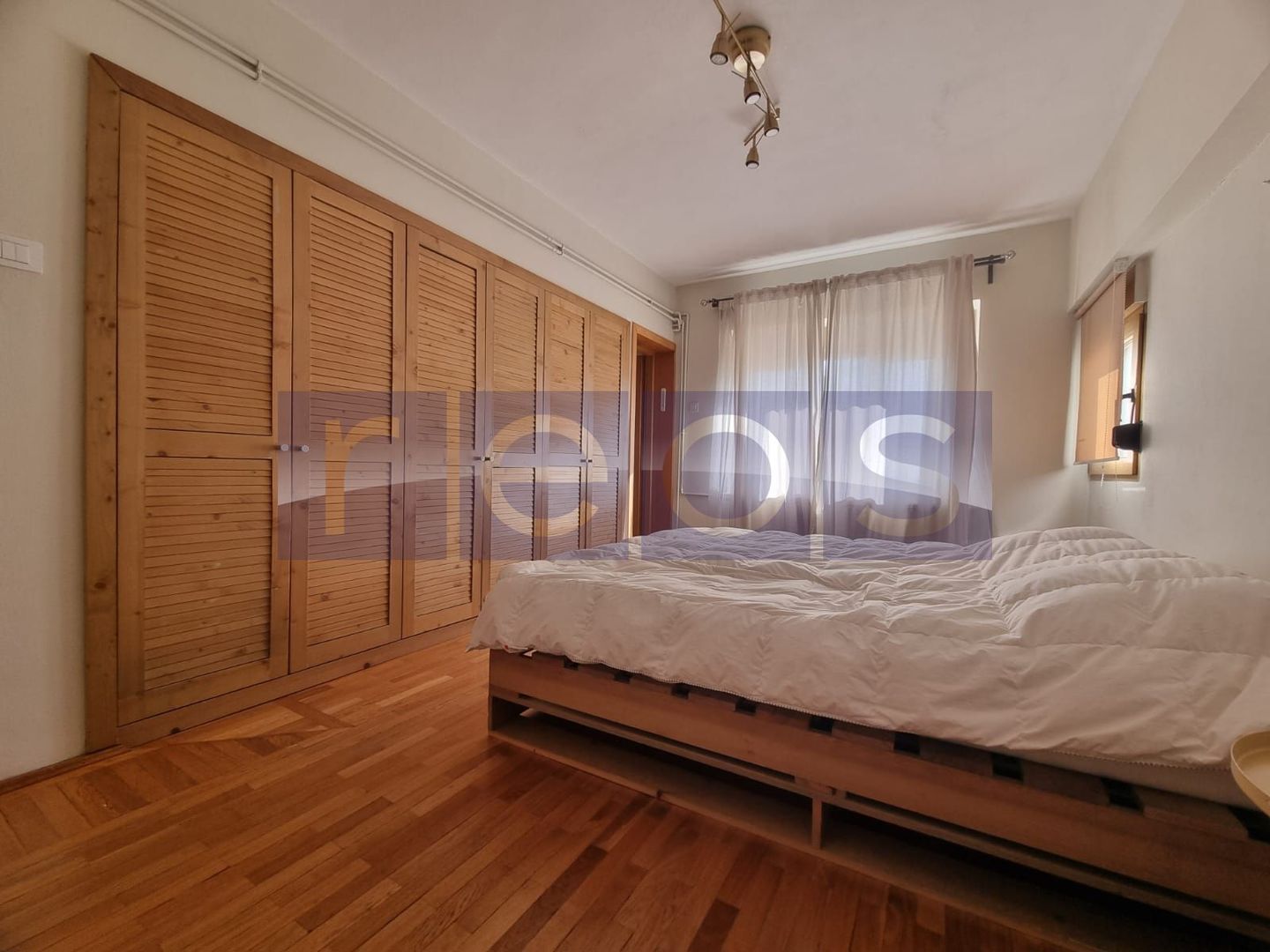 VANZARE 4 CAMERE - COMPARTIMENTAT IN 3 | ZONA DECEBAL - Poză 8