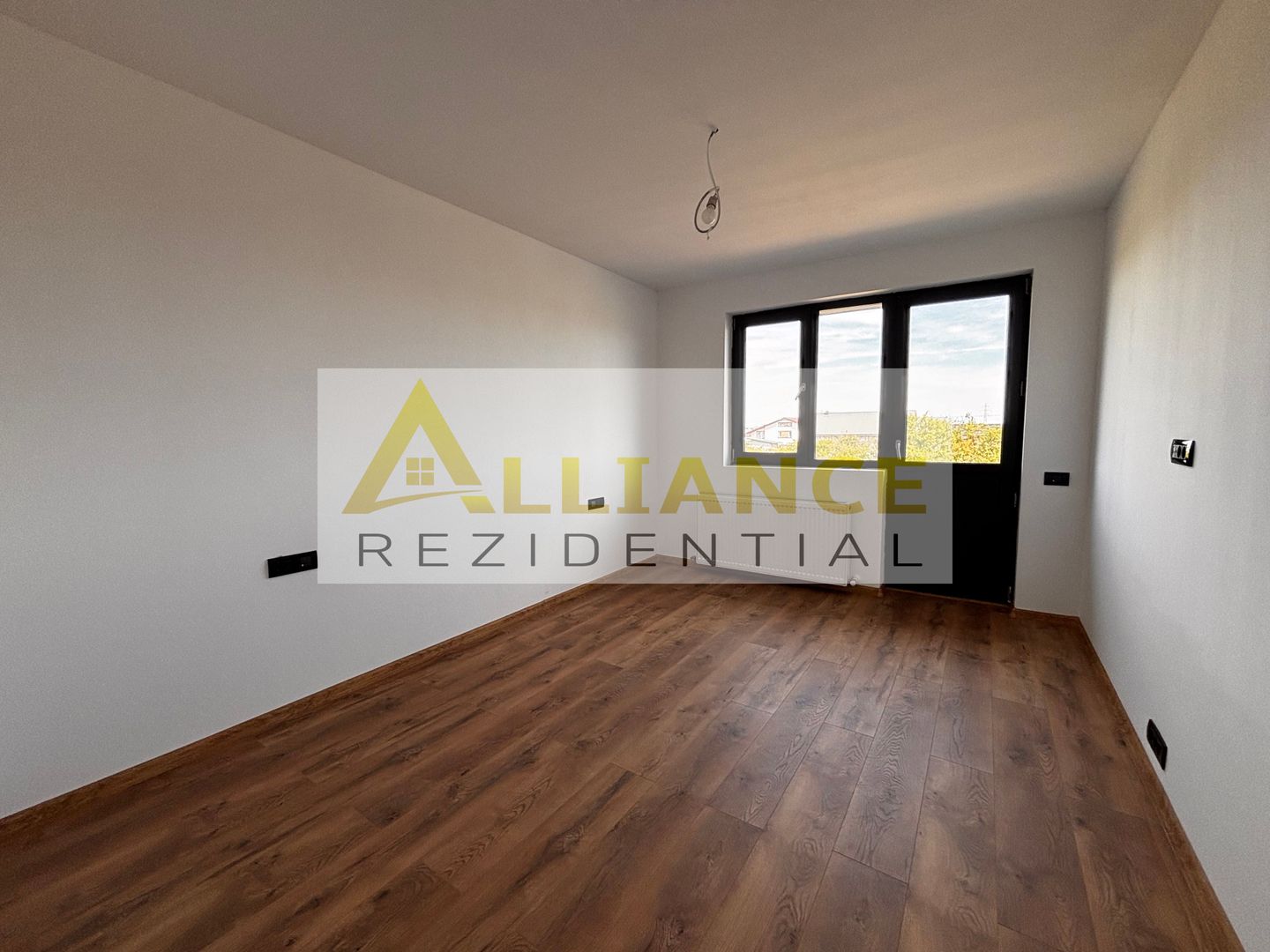 Vă propun spre vânzare o casă P+1+pod, cu o suprafață utilă de 130 mp - Poză 6