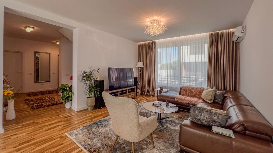 Vilă individuala lângă parcul și pădurea din Corbeanca - Poză 1