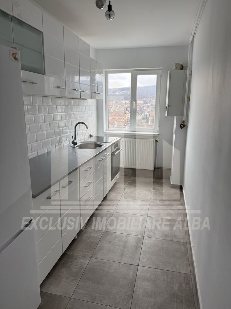 Apartament 2 camere decomandate | 48 mp | Renovat | Cetate - Poză 2