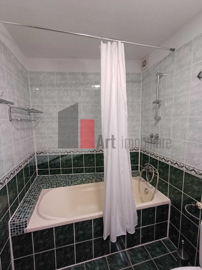 Universitate, apartament in bloc construit 2000, locuit/birou - Poză 12