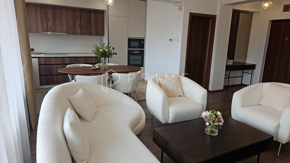 Închiriere Apartament de Lux, cu 4 camere – 137 mp, semicentral - Poză 1