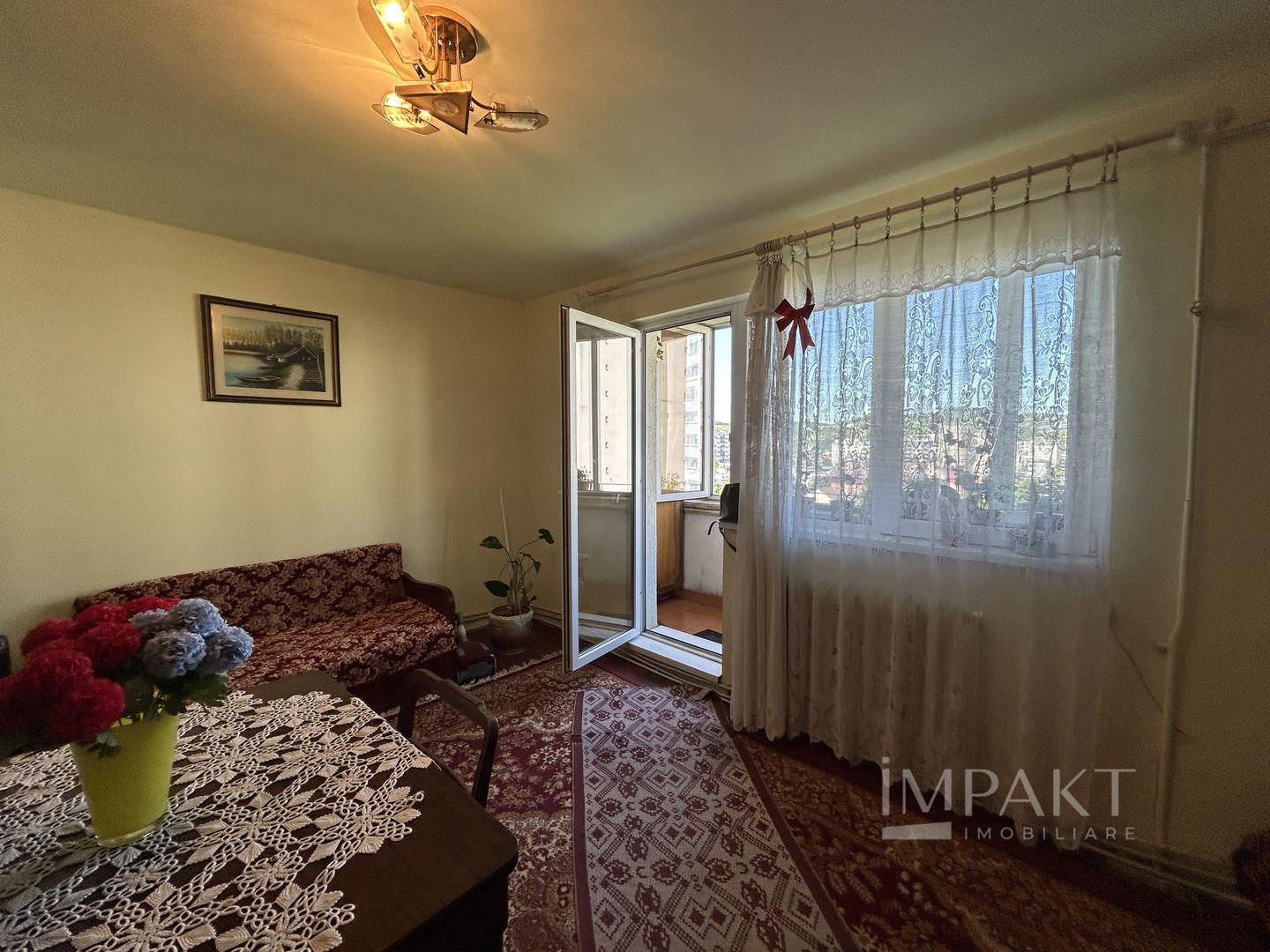 Vanzare apartament cu 4 camere in zona Minerva! - Poză 1