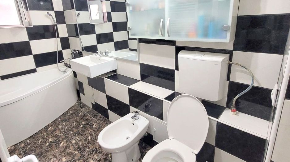 Vanzare - 2 camere decomandate - Siderurgistilor Vest- Doja - Poză 7