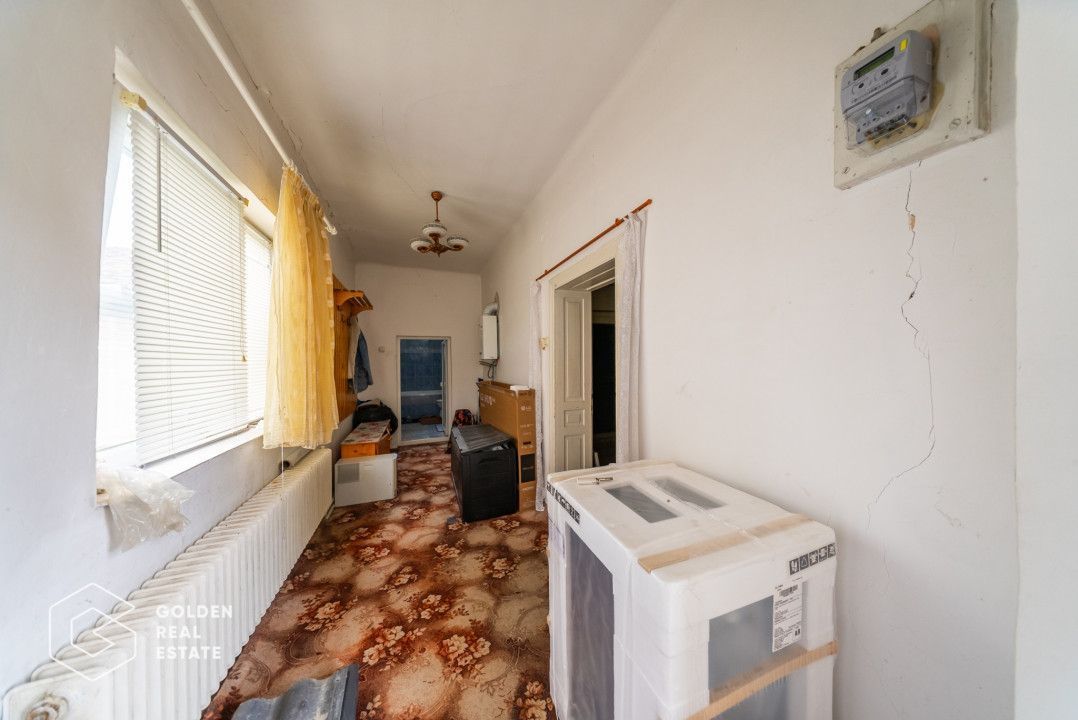Teren de 1233 mp cu casa, Gai, ideal pentru renovare sau constructie noua - Poză 11