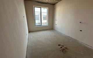 Casă Triplex 🏡 | Bragadiru 📍 | 2 locuri parcare | Zonă liniștită 🌳 - Poză 3