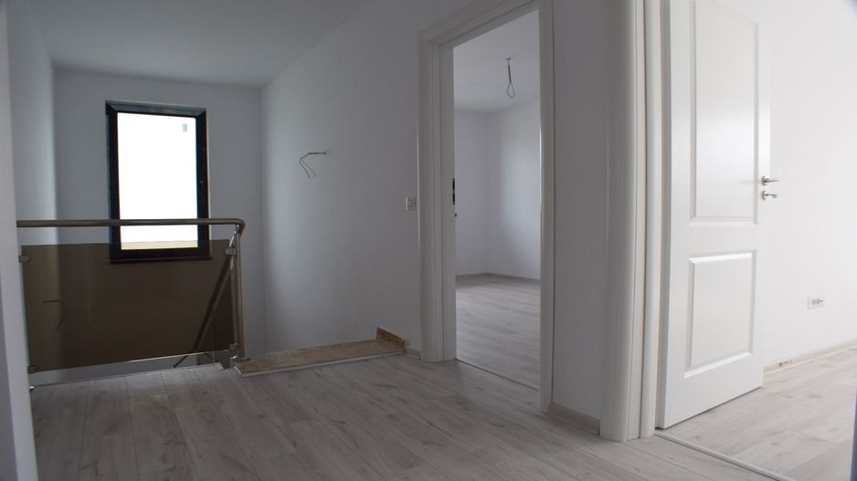 Ostratu – Corbeanca - Vila moderna la cheie- 165 mp - Comision 0% - Poză 12