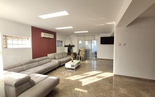 Casa de inchiriat Bulevard Romanesti P+1 565mp locuinta sau birouri - Poză 1