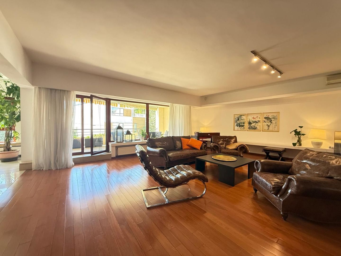 DE ÎNCHIRIAT ‖ APARTAMENT PREMIUM ‖ ULTRACENTRAL VICTORIEI ‖ PARCARE + BOXA - Poză 7