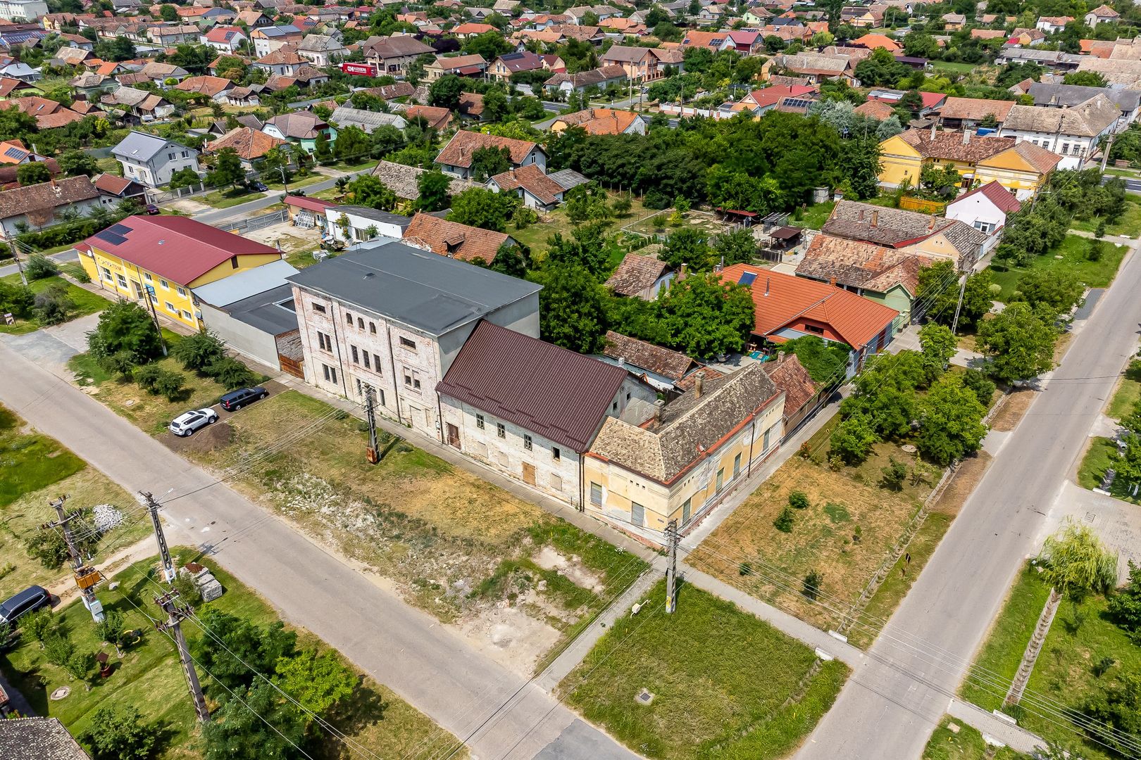 Moara veche Szabados malom -spațiu comercial Nădlac - Poză 4