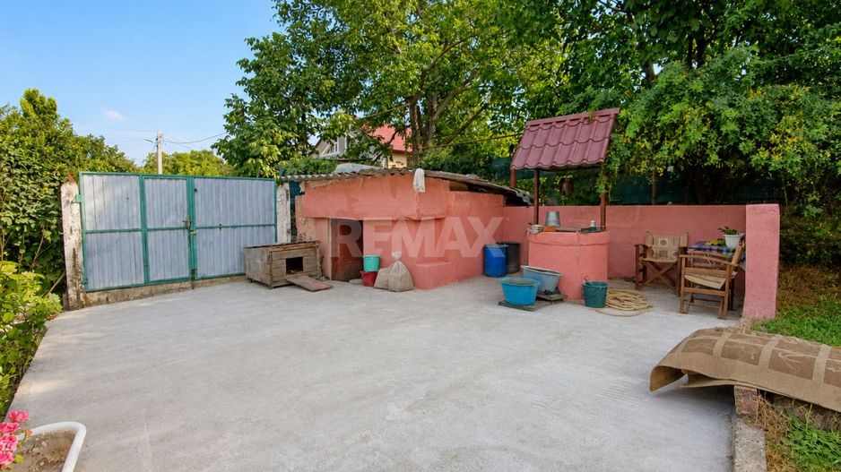 Strășeni.  Apartament la sol cu 3 dormitoare + living, teren și garaj. - Poză 6