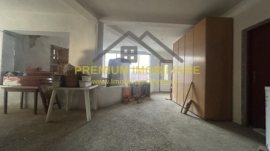 Proprietate multifuncțională cu potențial pentru investiții - Poză 9
