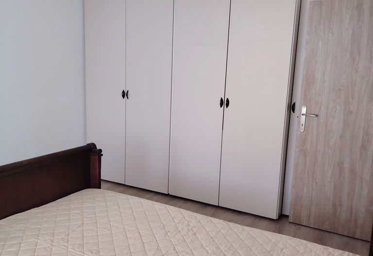 Inchiriere ap 2 camere + hol locuibil, Turda colt cu Calea Grivitei - Poză 1