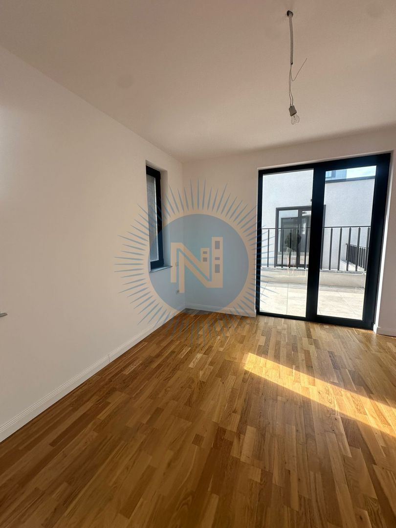 Vila cu 5 camere cu piscina proprie - scoala Americana - Poză 35