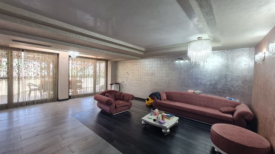 Lux la 5 minute de Iulius Twon - Poză 70