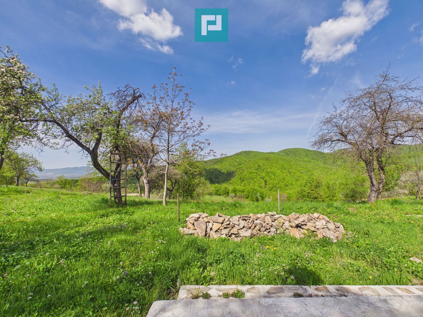 Casă pitorească de vacanță în Dulcele - Poză 15