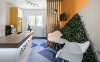 Emil Botta, Bd. Unirii, Piata Alba Iulia, Casa de Pensii - Poză 1