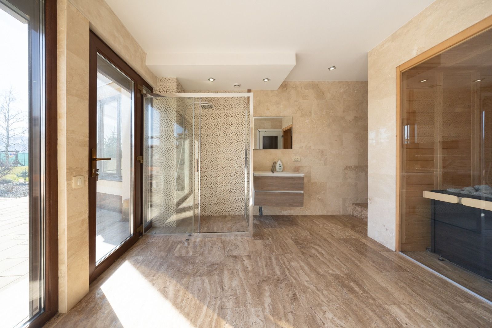 Casa 6 dormitoare+4 bai -1500 mp teren-Sacele - Poză 42