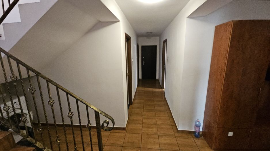 VILĂ MODERNĂ P+1 169 MP UTILI, CURTE GENEROASĂ 768 MP, IN APROPIERE DE BUCURESTI - Poză 11