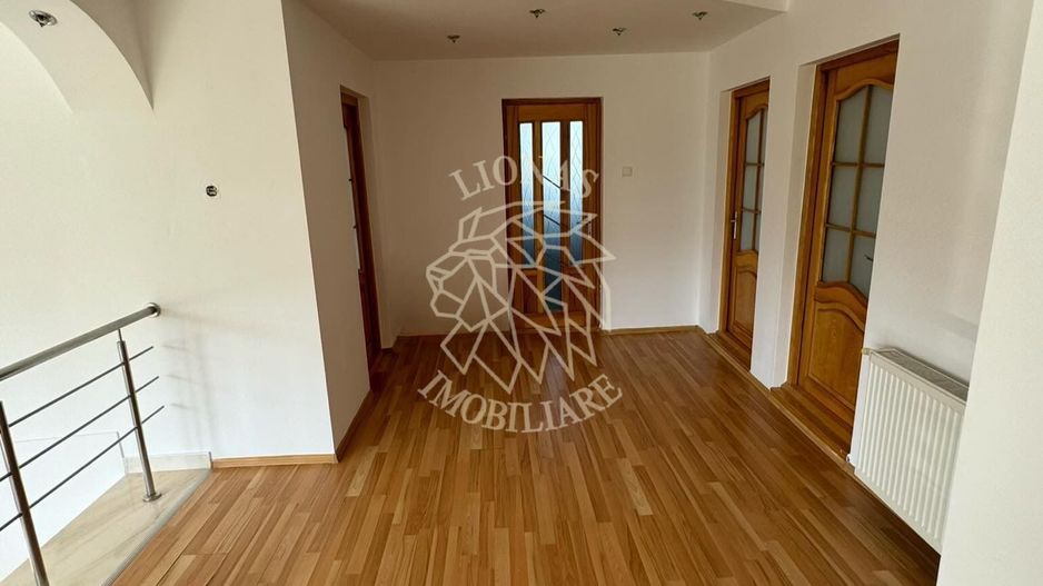 Casa 5 camere 280 mp-teren 1200mp-piscina-Valea Ghinzii - Poză 3