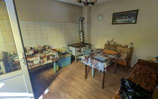 Casă bătrânească 140mp, teren 19 ari, Sâncrai str principală - Poză 5