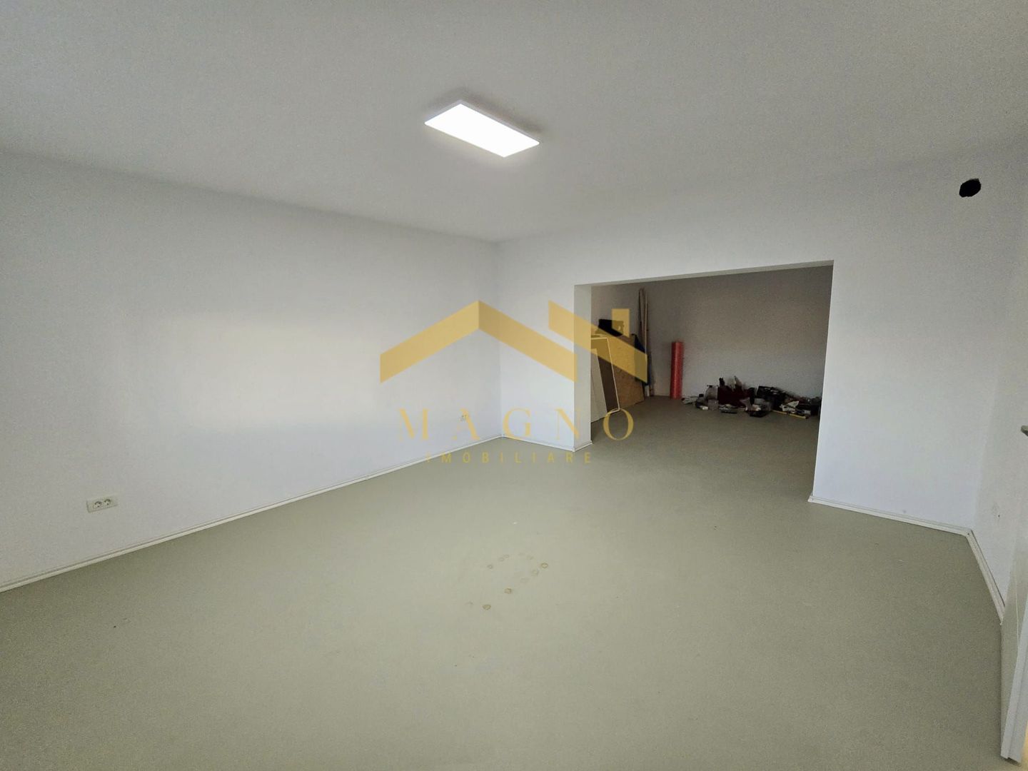 Casa de inchiriat in Vladimirescu (pretabil pentru Birou,Cabinet etc.) - Poză 9