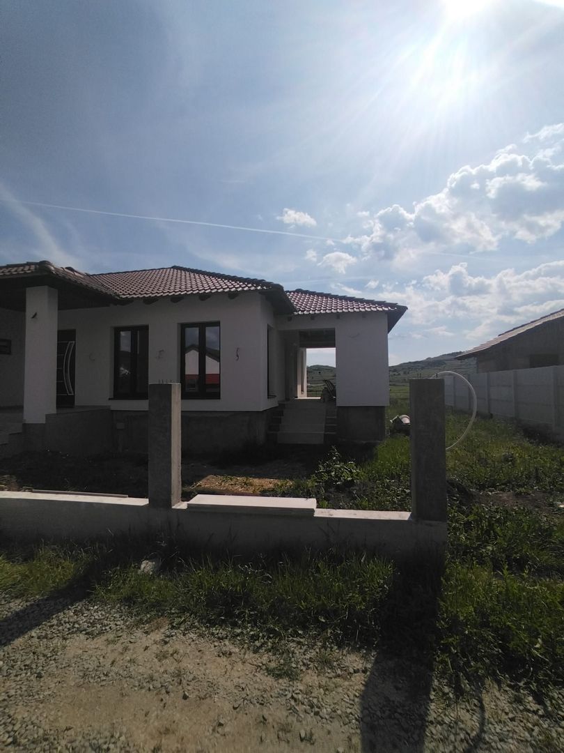 Casa noua de vânzare in Sard - Poză 2