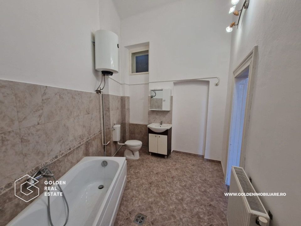 Apartament 3 camere renovat, ultracentral, etaj 3, cladirea Catedralei Catolice - Poză 10