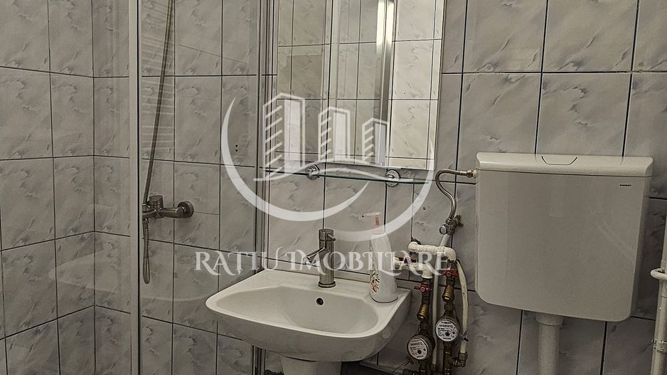 Apartament cu 2 camere | Etajul 1 | Central | Oradea - Poză 9